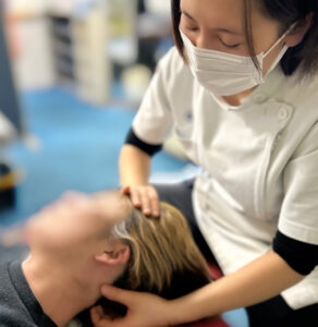 漢方オイルトリートメント 小顔頭痛コルギ